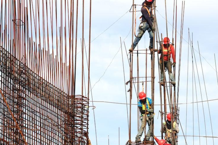 Building the structure of an industrial construction project Pakistan | Hanjra Construction